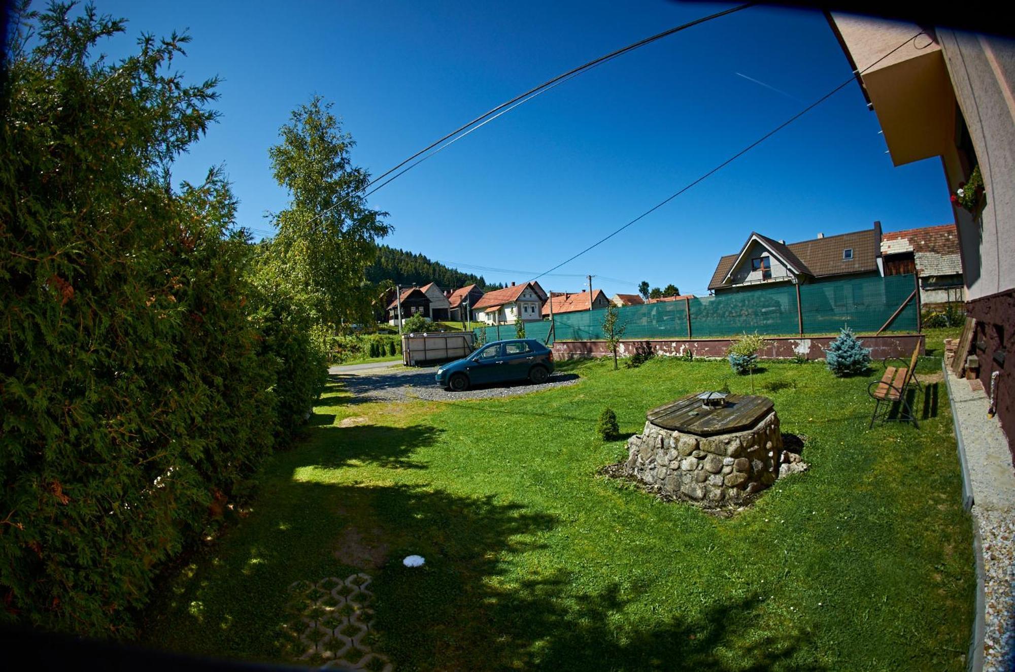 Vila Rhea Važec Exterior foto